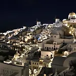 Aegean Luxury For 6 Villa Fira (Santorini)
